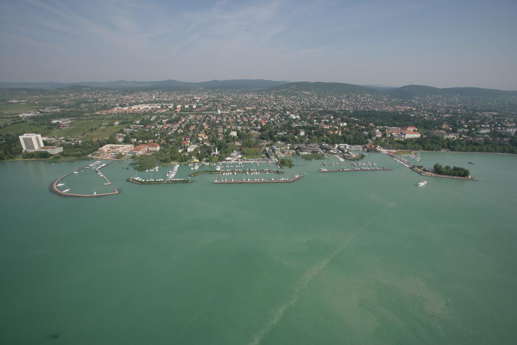 Apartman Vitorlás Vendégház Hotel Balatonfüred Exterior foto